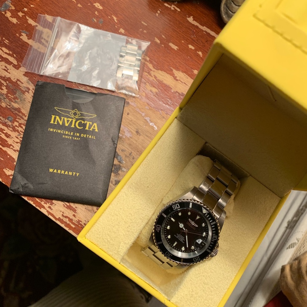 Pre owned men’s invicta watch